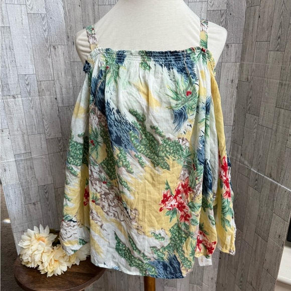 Chaps Tops - Chaps Cold Shoulder 2x adorable Top